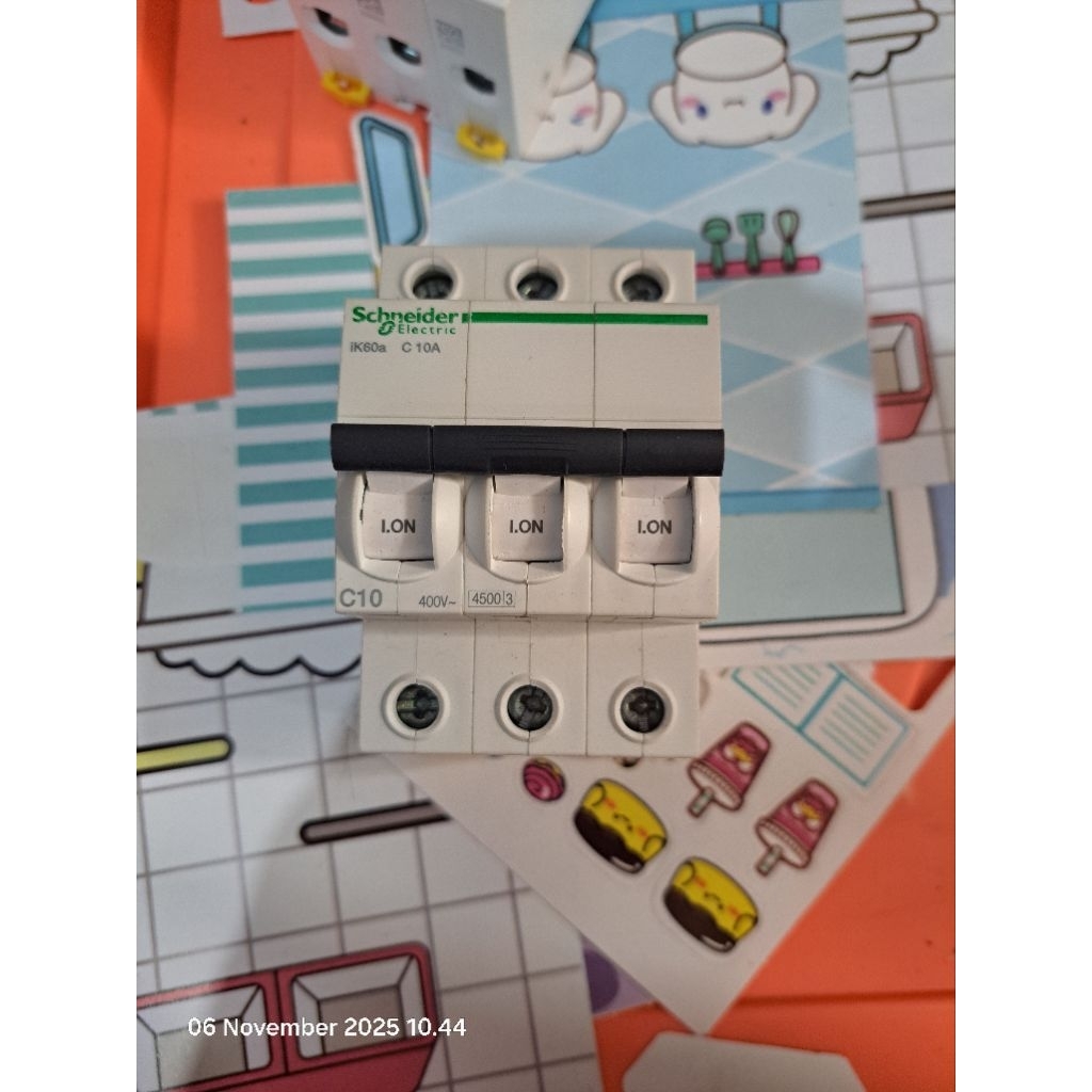 mcb schneider 3p 10a second