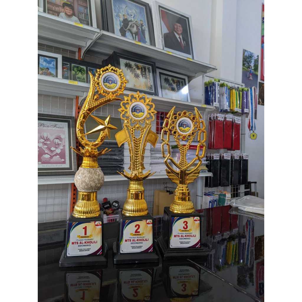 Piala, Trophy, Piala juara set