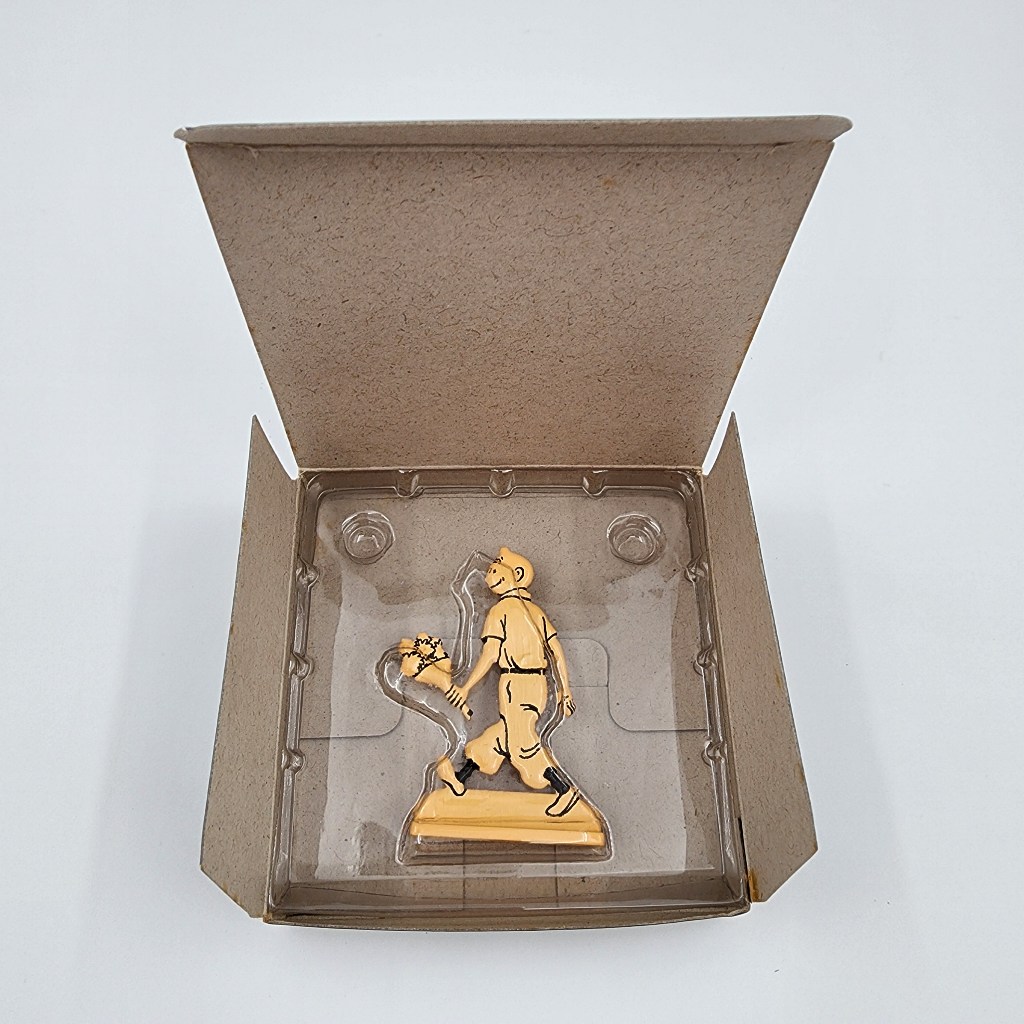 TINTIN METAL FIGURE - FLOWER