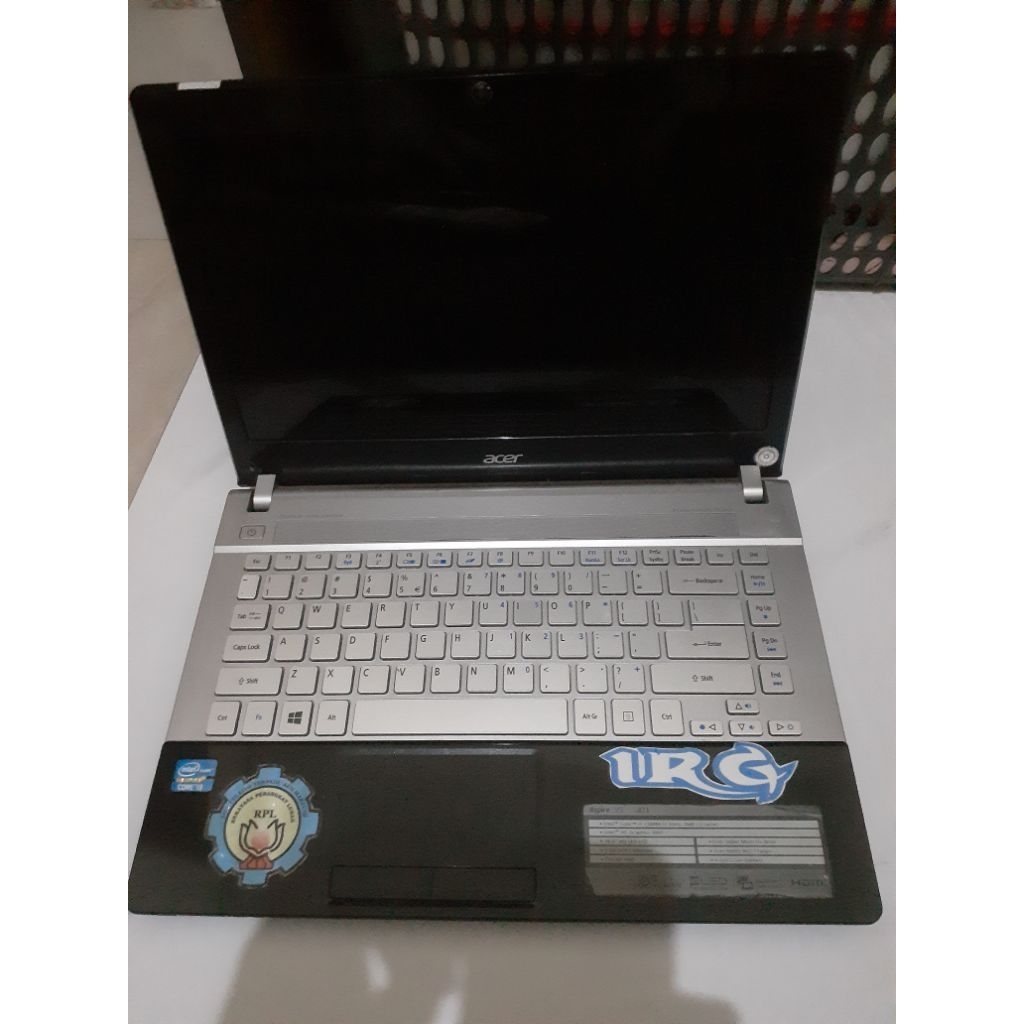 Laptop Asus Core i3