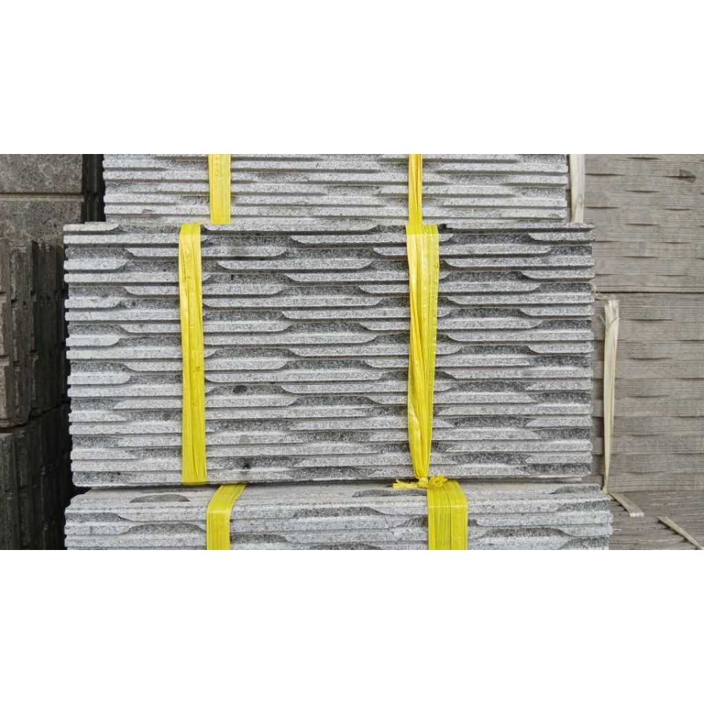 batu andesit dinding motif napoli