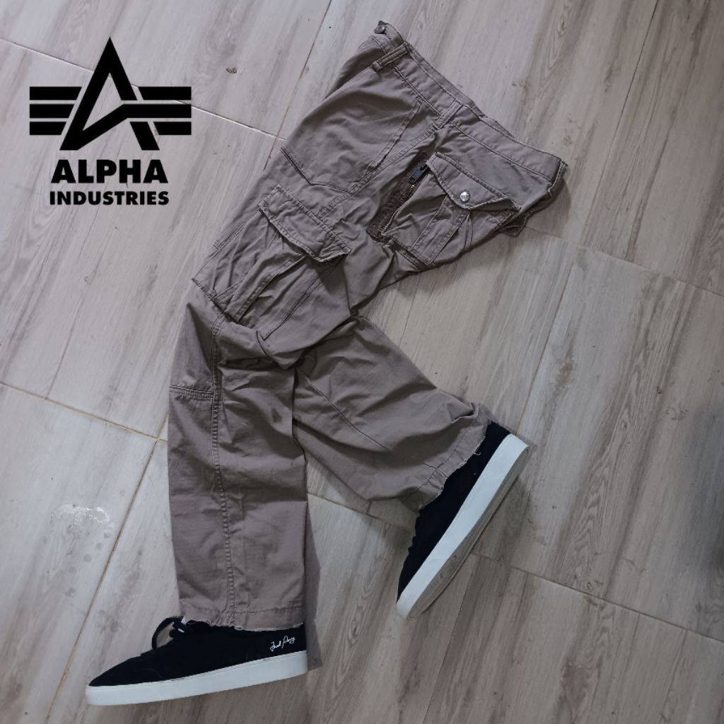 alpha industries multy pocket cargo pants