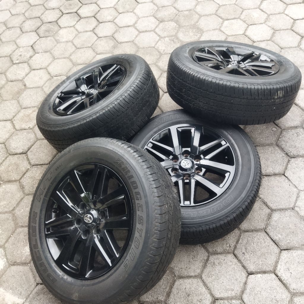 velg fortuner VRZ original R18 pcd 6x139 + ban.