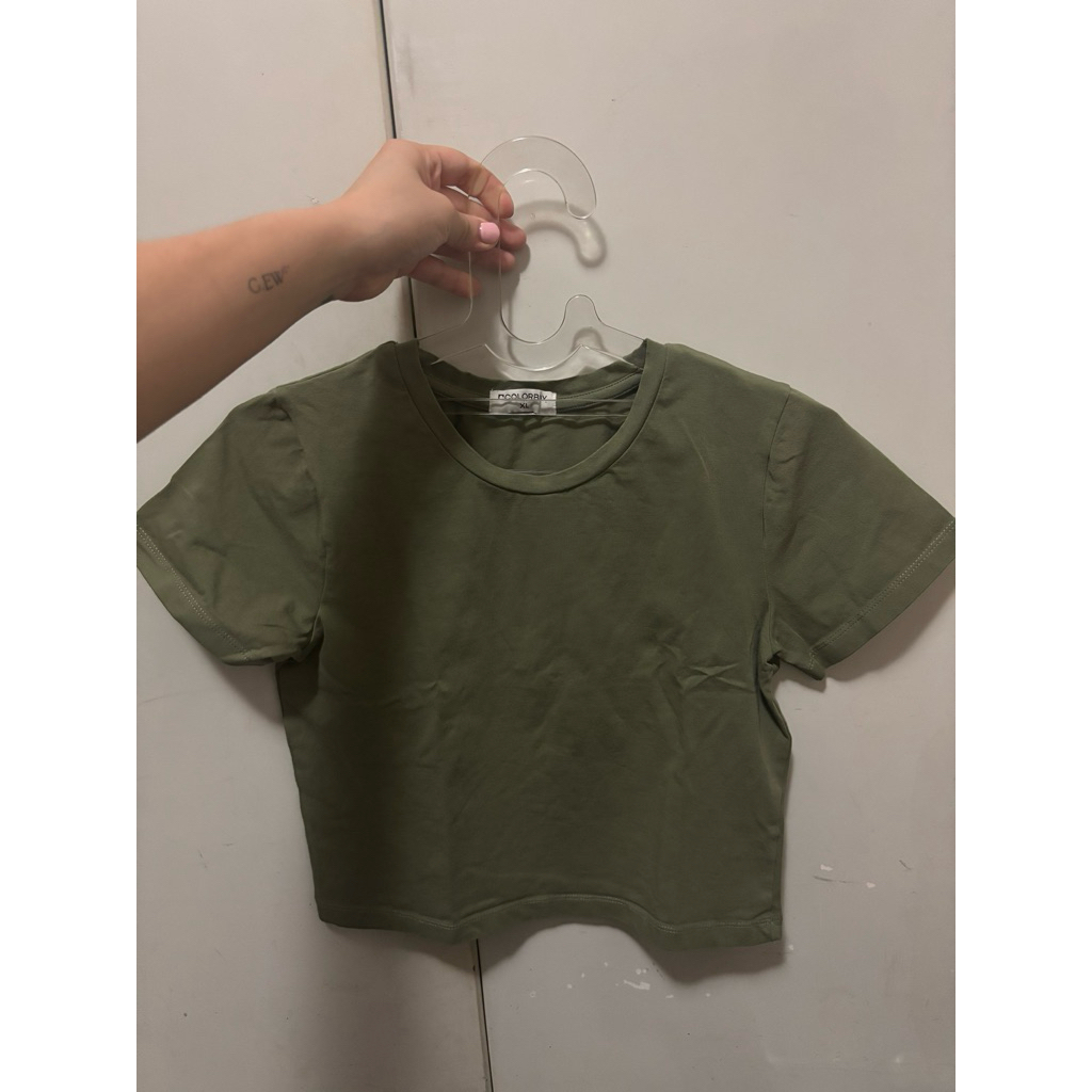 New Tanpa Tag Kaos Crop Wanita Lengan Pendek Colorbox Army Green