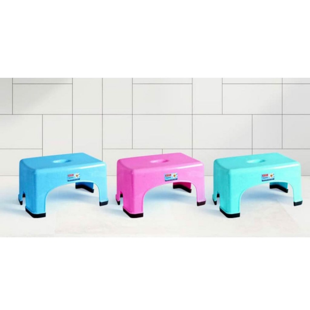 Jengkok Plastik Lion star Segi G12/ Kursi pendek lion star Segi/ Bangku jengkok G21 lion star Kotak