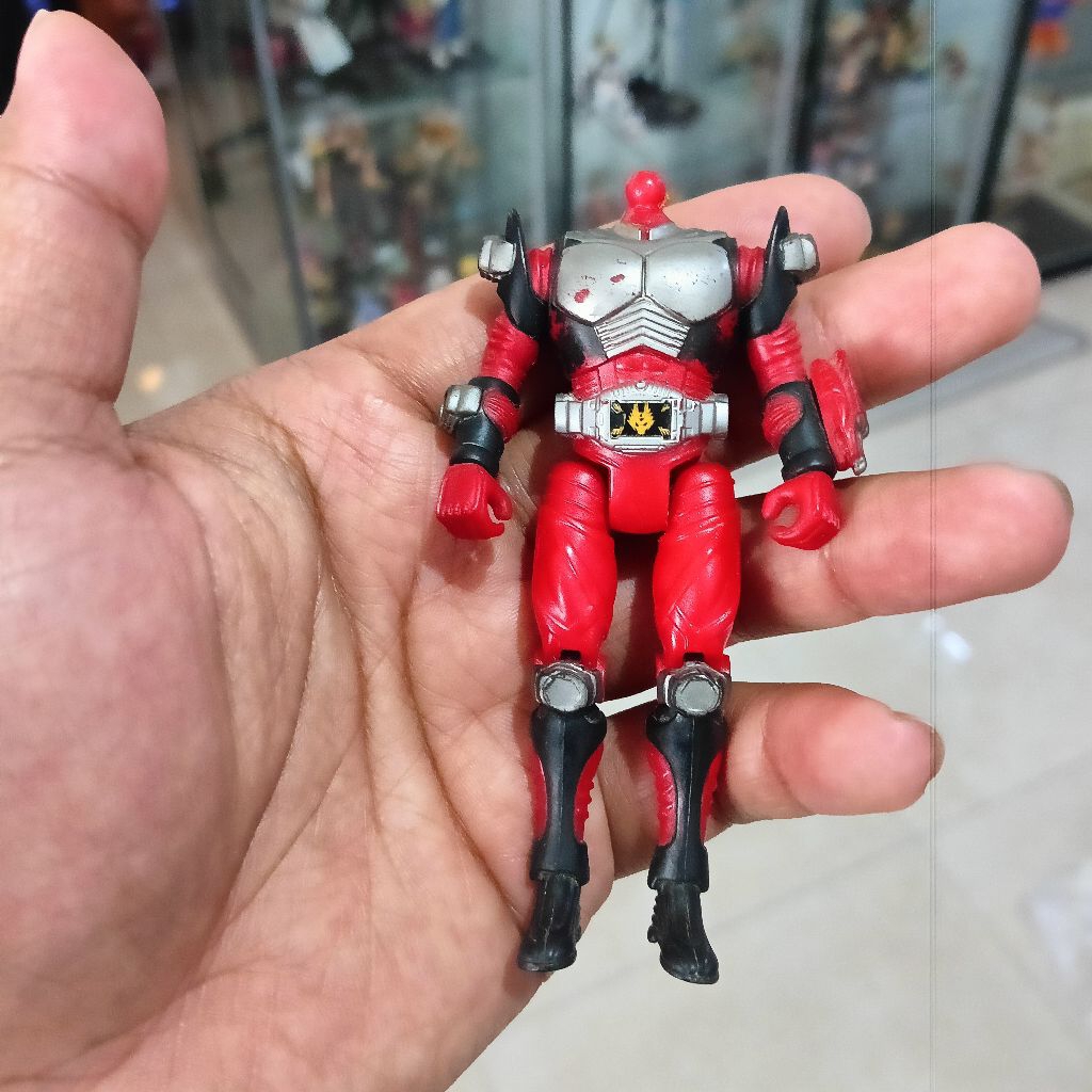 kamen rider dragon knight ryuki 1/18 junk body
