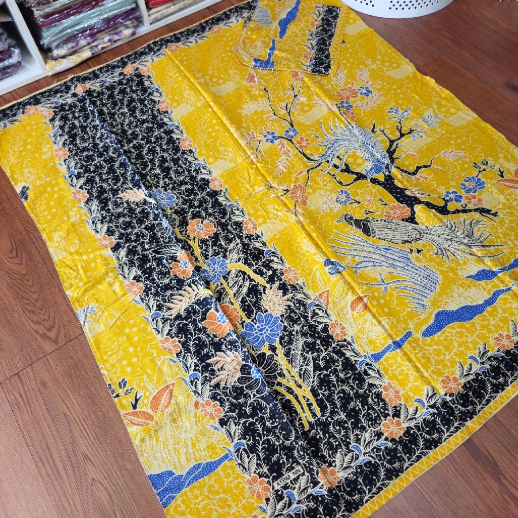 Kamen Lembaran Sutra paris Set Selendang edisi kuningan bawahan tradisional setelan kebaya bali