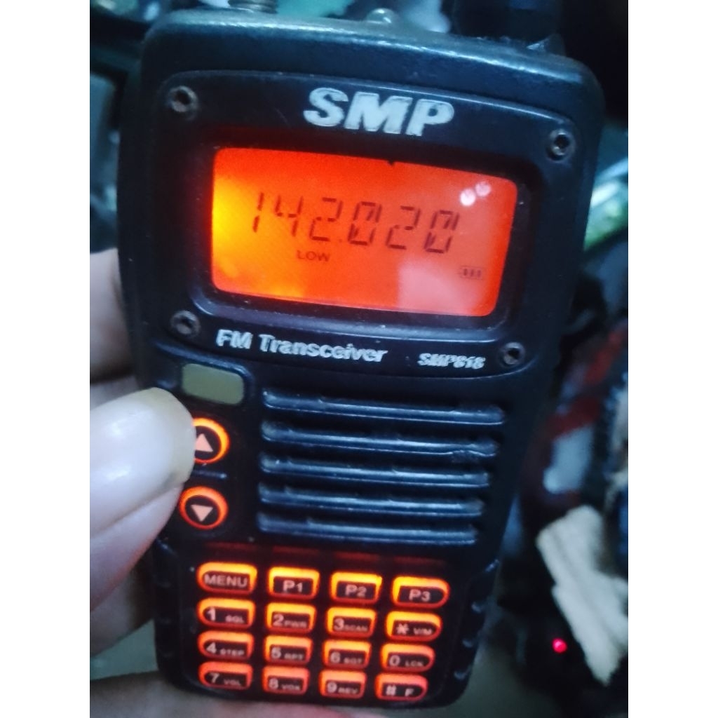 ht SMP 818 VHF.