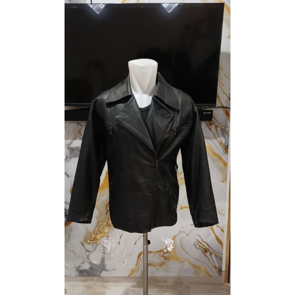 jaket kulit ramones wanita