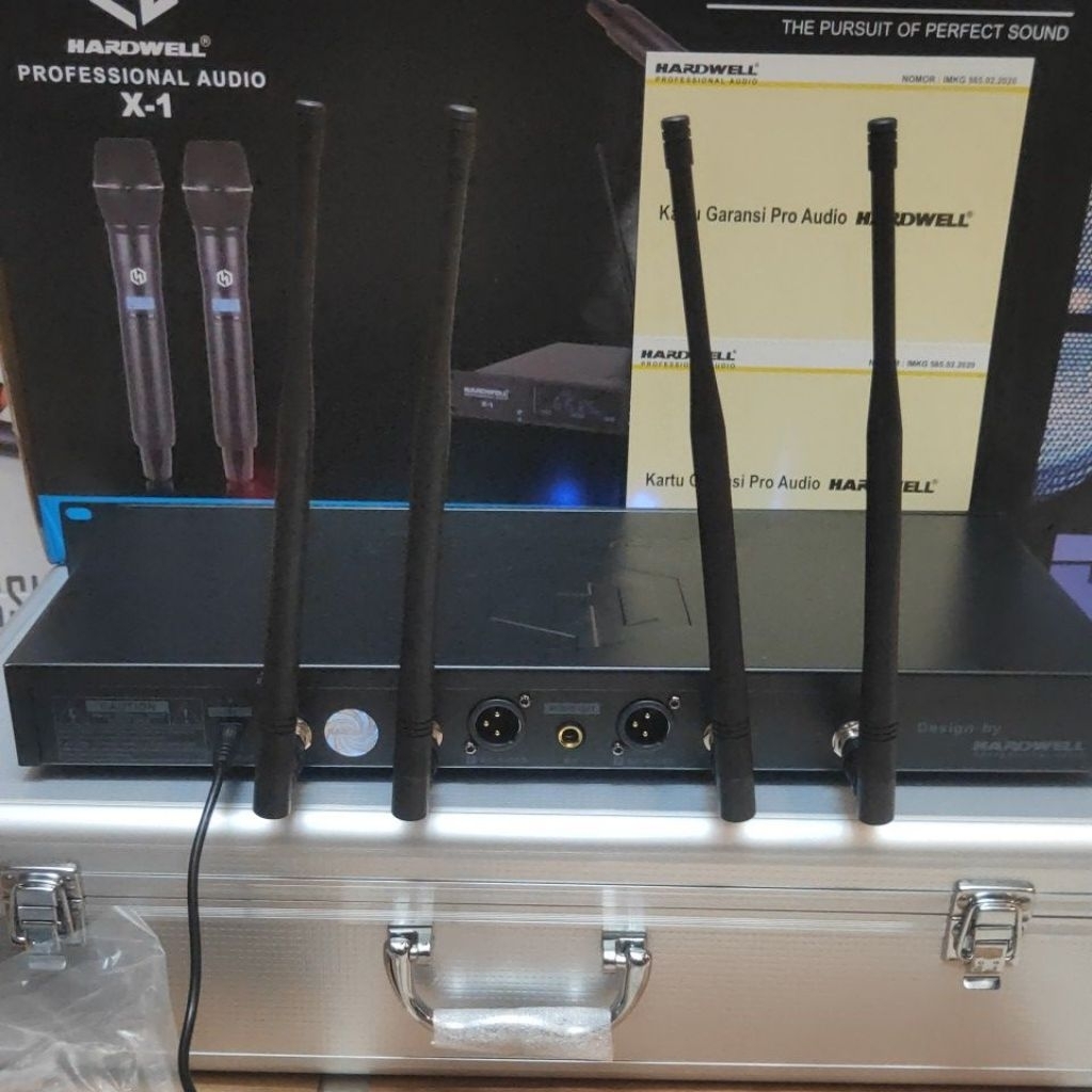 Mic Wireless HARDWELL X-1 MIC WIRELESS HARDWELL PROFFESIONAL HARDWELL X1 ORIGINAL Microphone