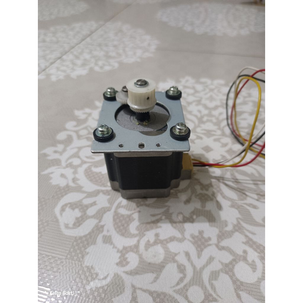 Stepping Motor Nema 23 STP-59D3023 Shinano Kenshi Bipolar 4Wire