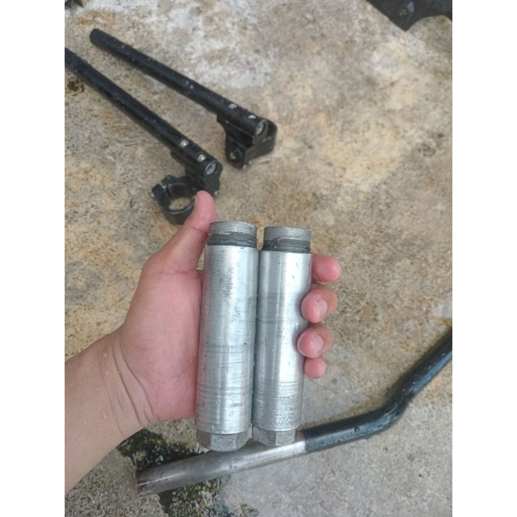 Peninggi Shock Depan Vixion