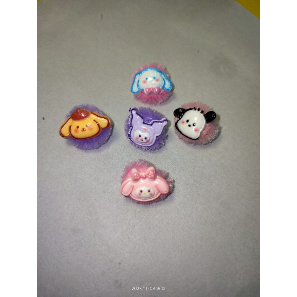 Peniti jilbab peniti bros dagu 1,5 cm motif sanrio isi 5pcs