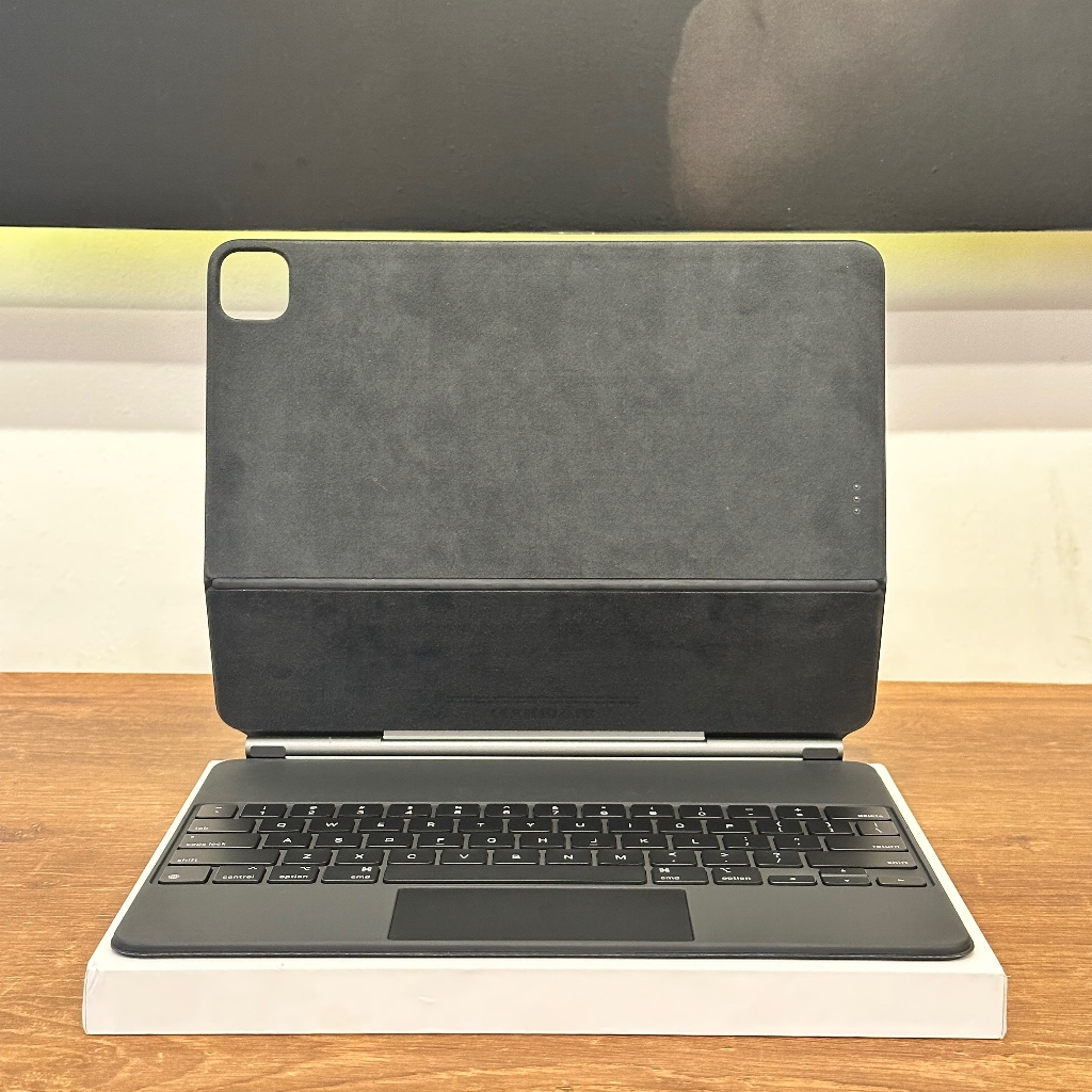 Apple iPad Magic Keyboard - 12.9 Inch, Black