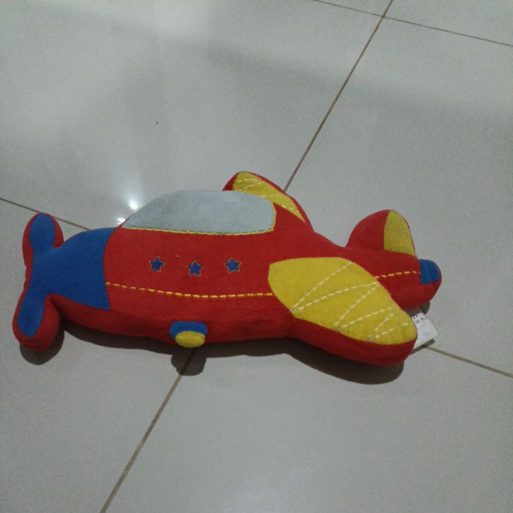 preloved bantal pesawat informa