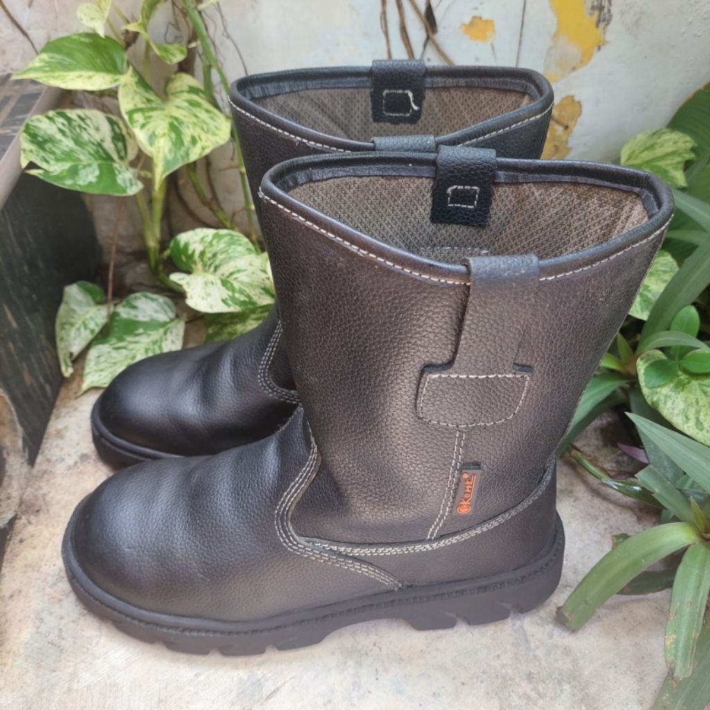 sepatu safety boots second kent size 40(25cm)