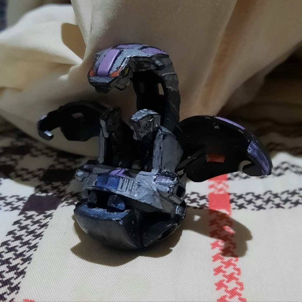 Bakugan Darkus Hades repaint