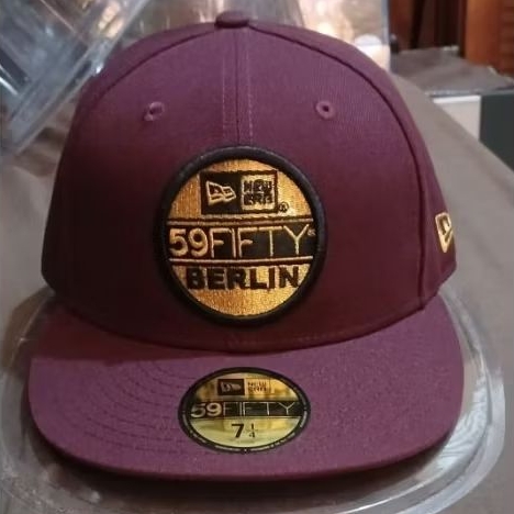 topi new era Justfitteds Berlin Series.Snapfitted 714. Europa market.