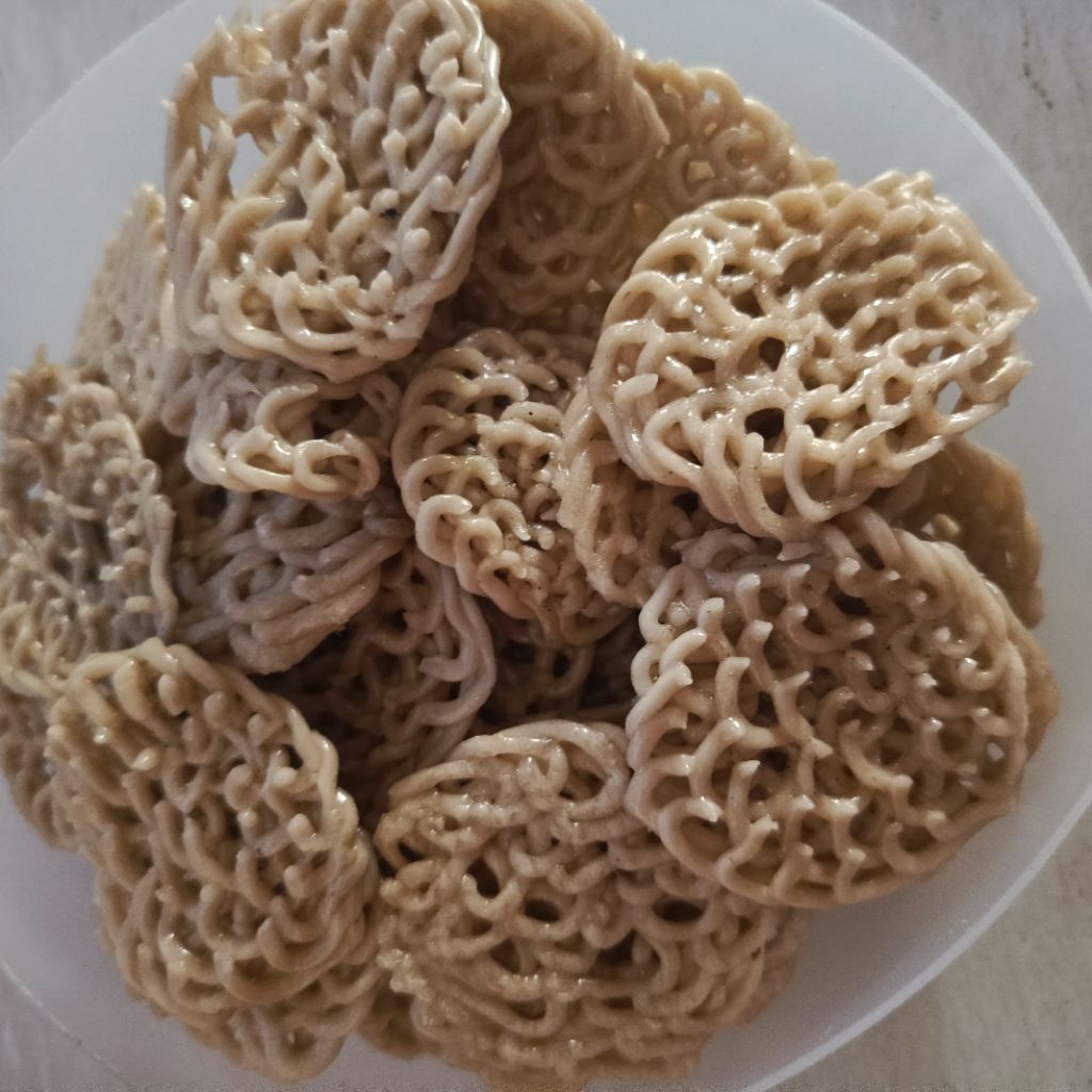 Kerupuk Ikan Tenggiri 250gr Krupuk Ikan Tenggiri Mawar /Kerupuk Mentah