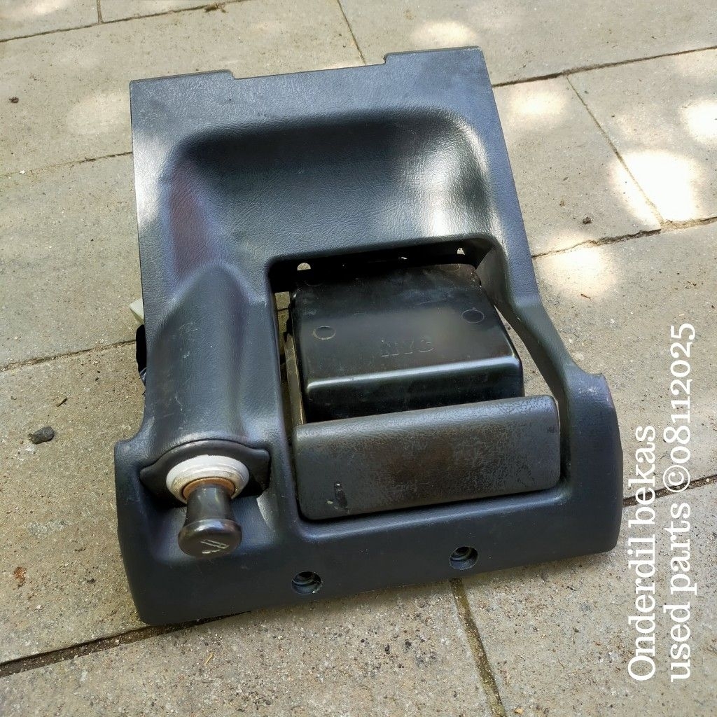 asbak dashboard Honda Accord VTI-L S86