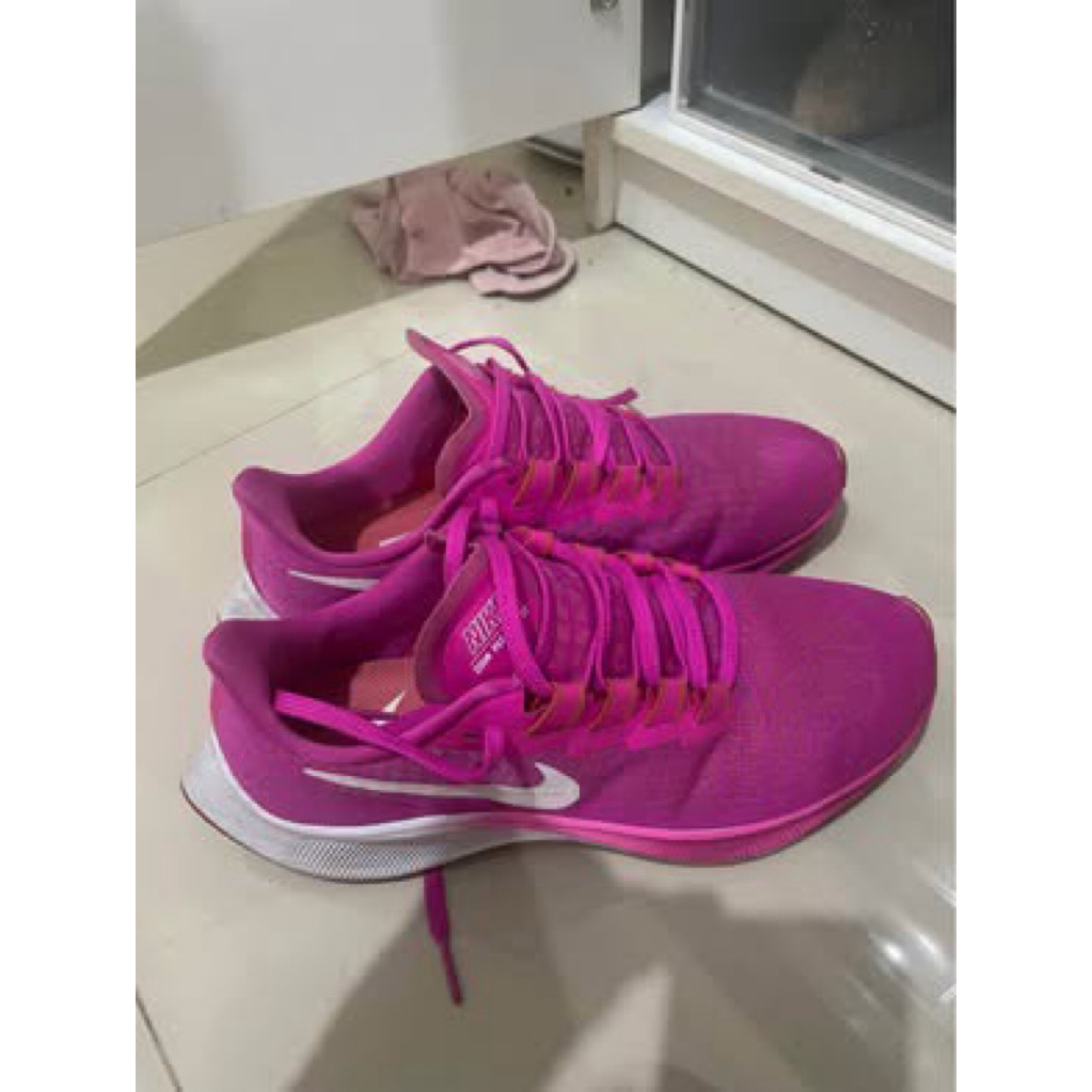 Bekas Nike Pegasus 37