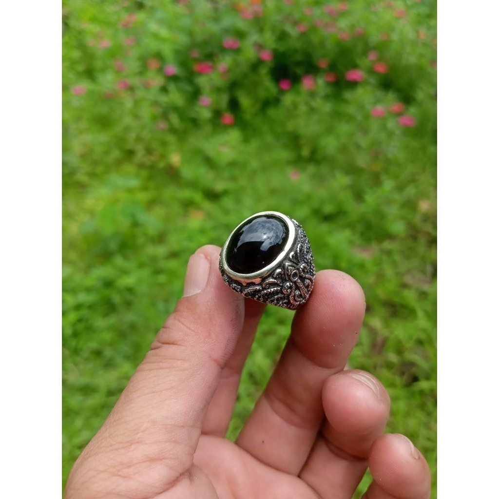 Batu akik yaman wulung Asli hitam pekat tembus merah ( Real pict)