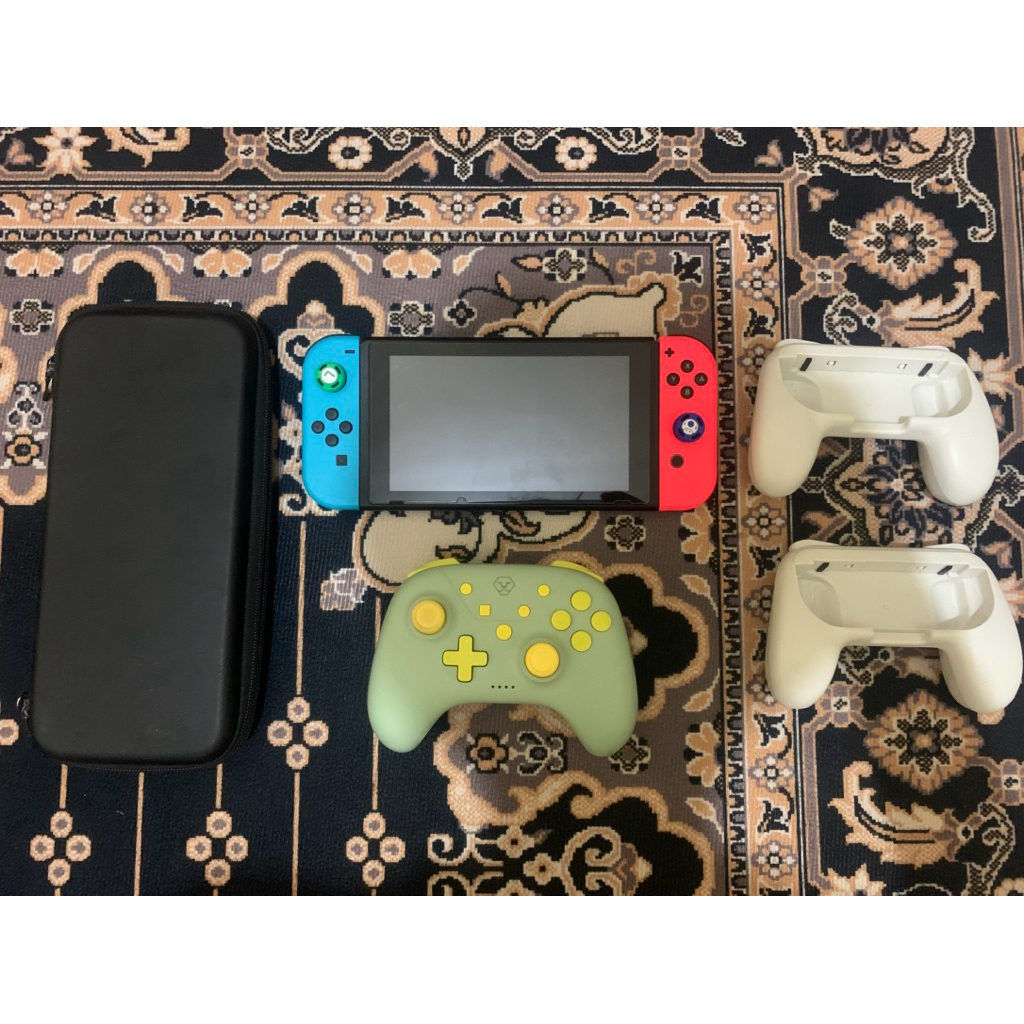 Nintendo Switch V2 Konsol Game Genggam