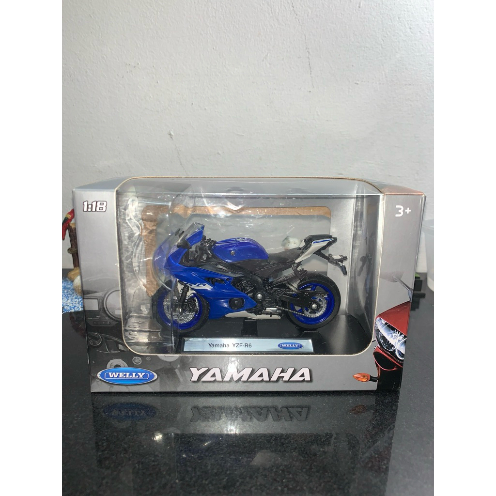 WELLY YAMAHA YZF R6(scale 1:18)