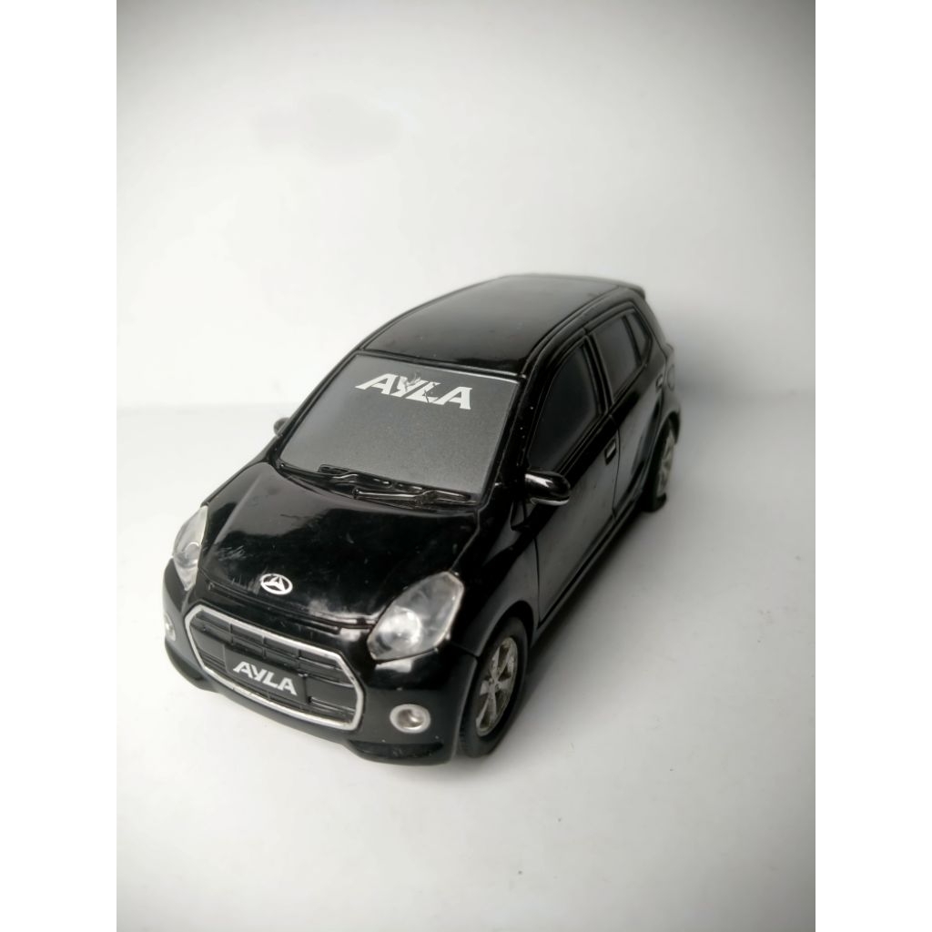 Diecast Car Daihatsu Ayla Second