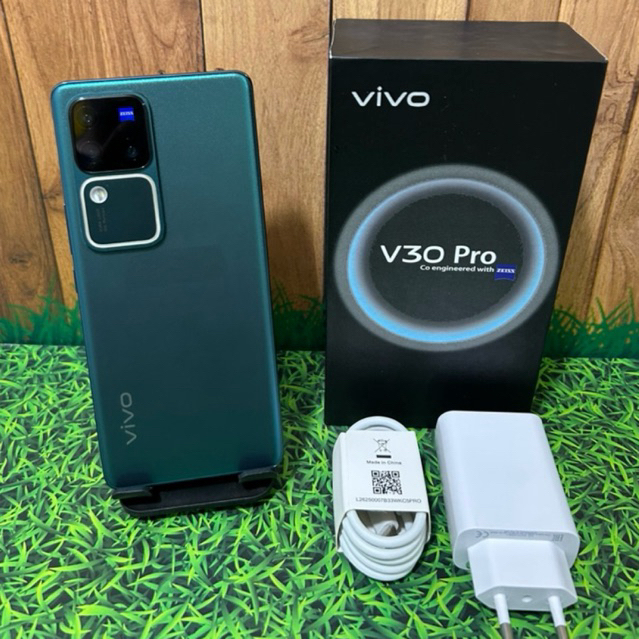 VIVO V30 Pro 12/512 Second