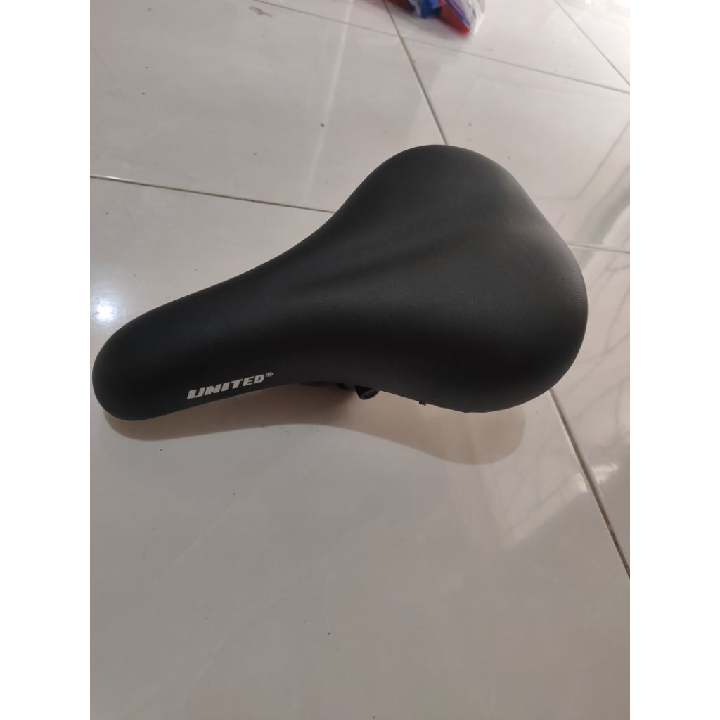 jok sadel sepeda united 2048 empuk busa tebal