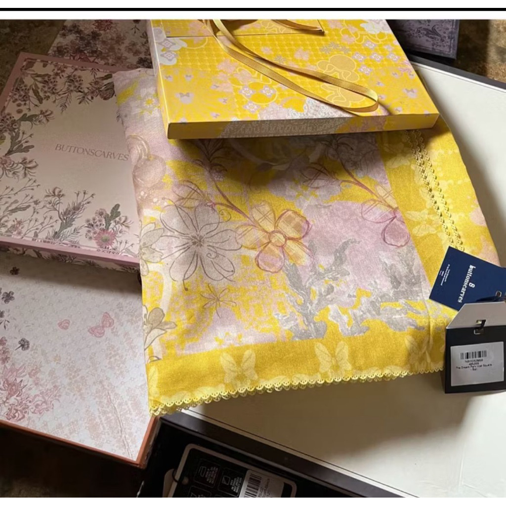 preloved tdp sun by buttonscarves