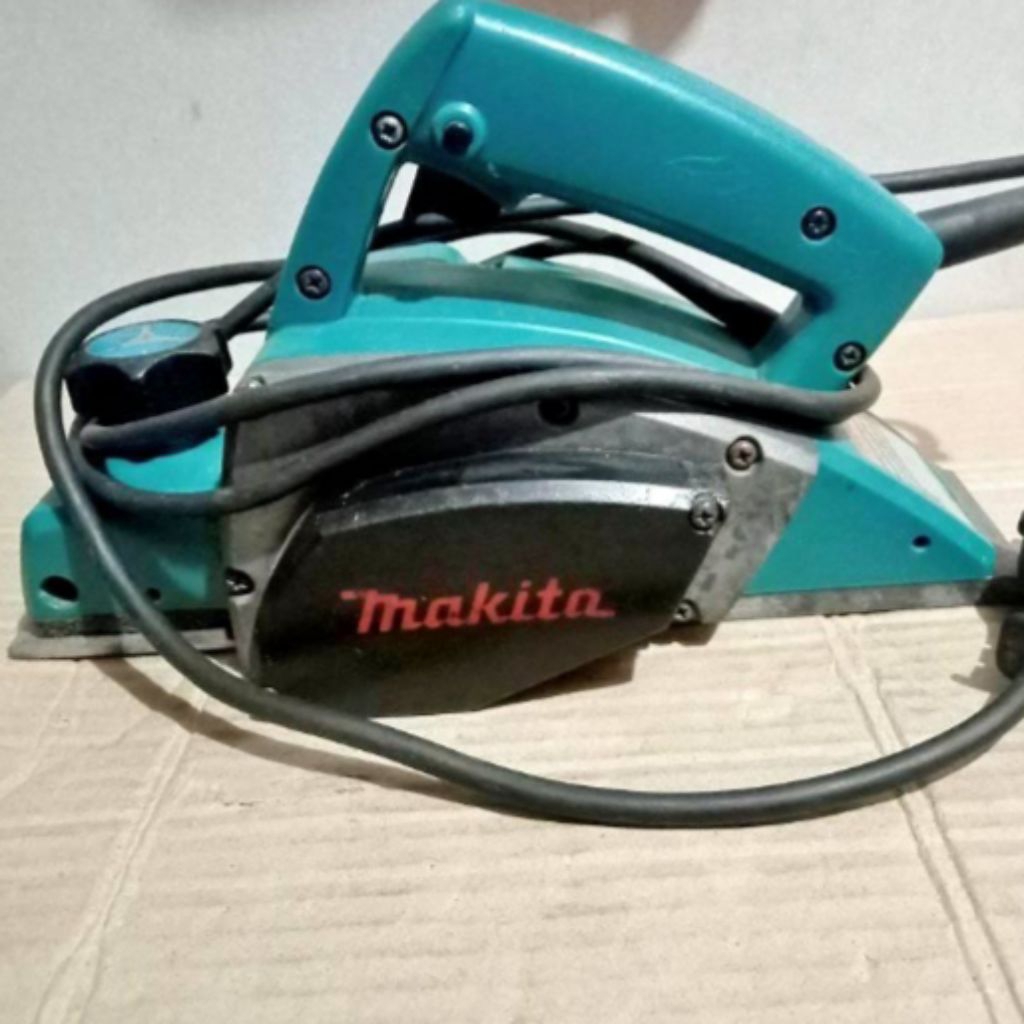 mesin serut kayu ketam makita n1900b japan 450w bekas