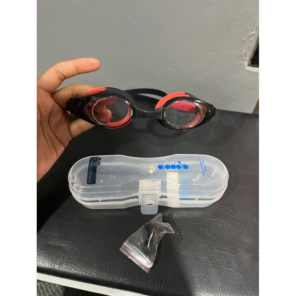 PRELOVED KACAMATA RENANG DIADORA PRELOVED KACAMATA RENANG ANAK PRELOVED KACAMATA RENANG KACAMATA REN