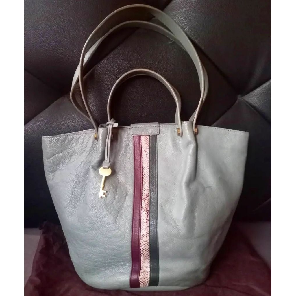 Tas fossil preloved