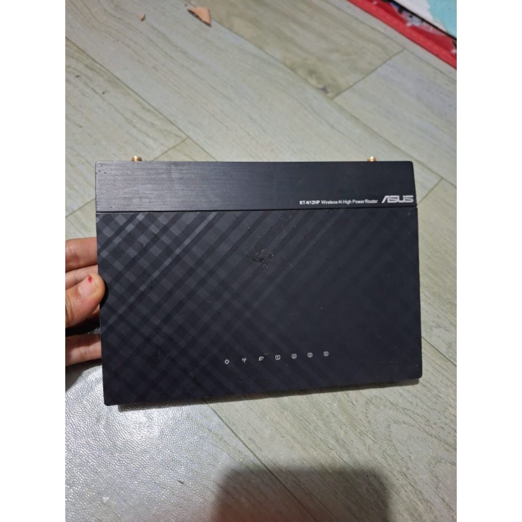 ASUS RT-N12HP