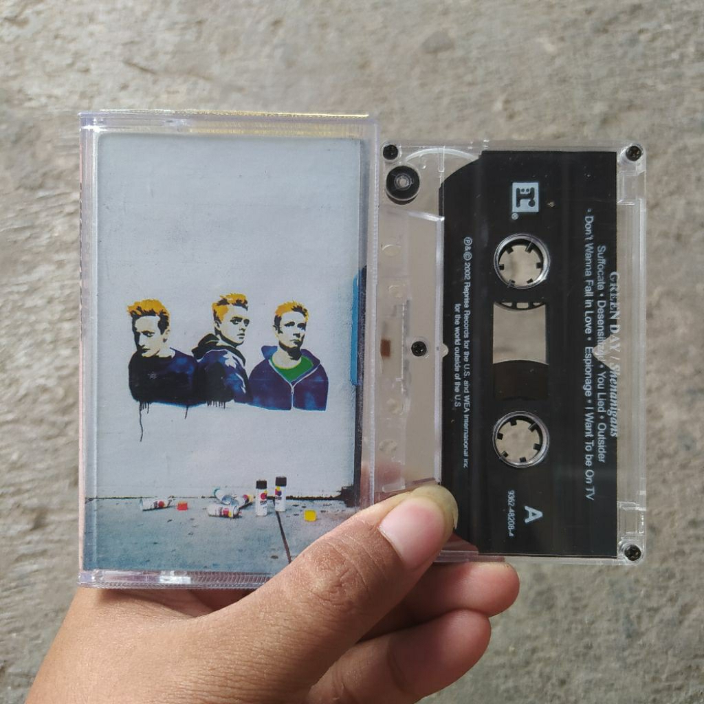 Kaset Pita Green Day - Shenanigans