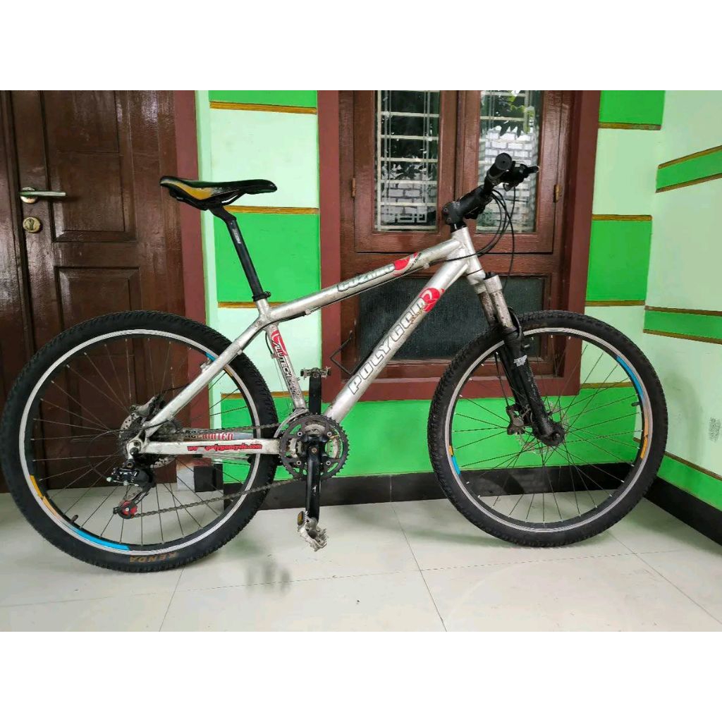 Polygon cozmic royale