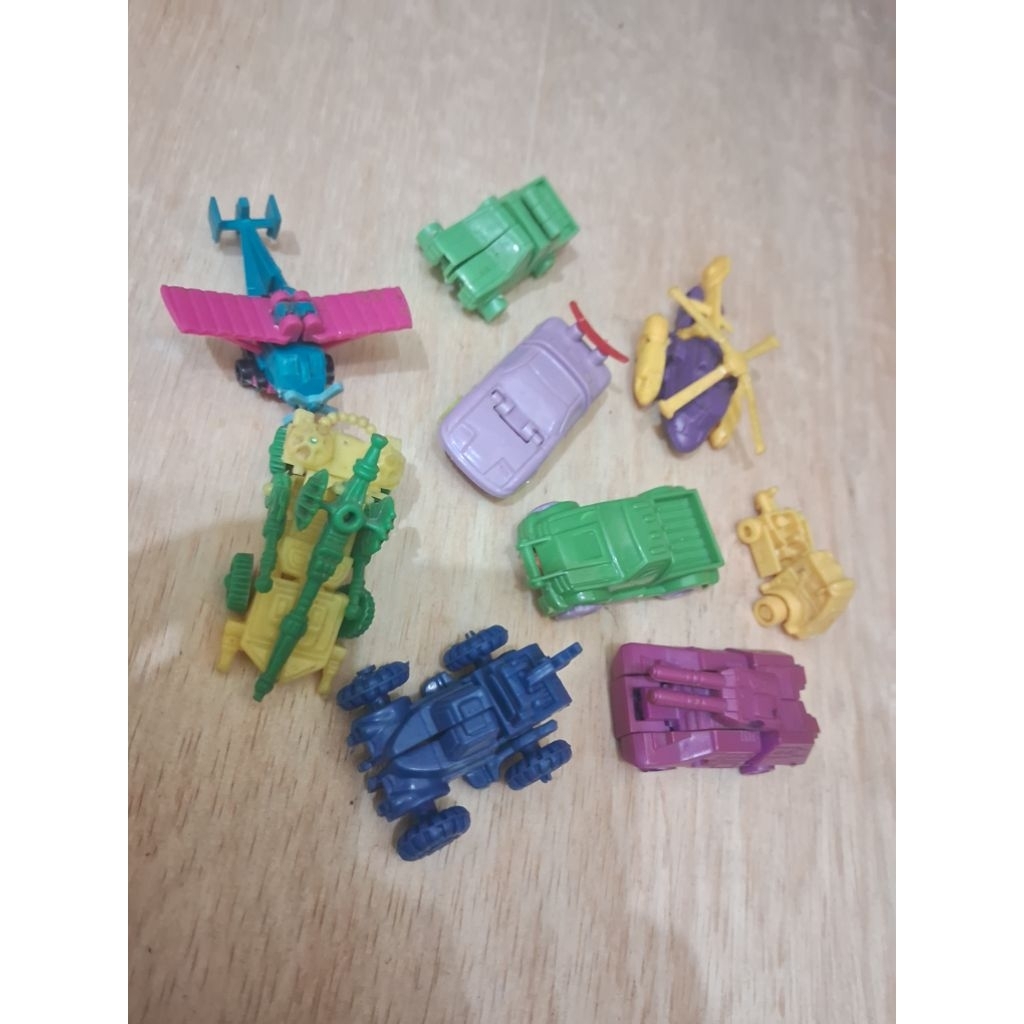 Mainan Robot Mini Transformers Jadul Mobil Tank Ukuran Mini Kecil Vintage Lawas Helicopter Pesawat P