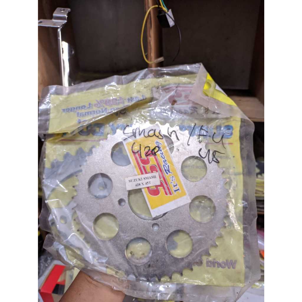 GEAR GIR SSS BELAKANG 428 45 SMASH SATRIA FU ORIGINAL