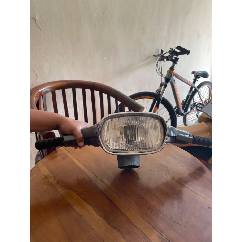 batok vespa PX / stang vespa PX satu set