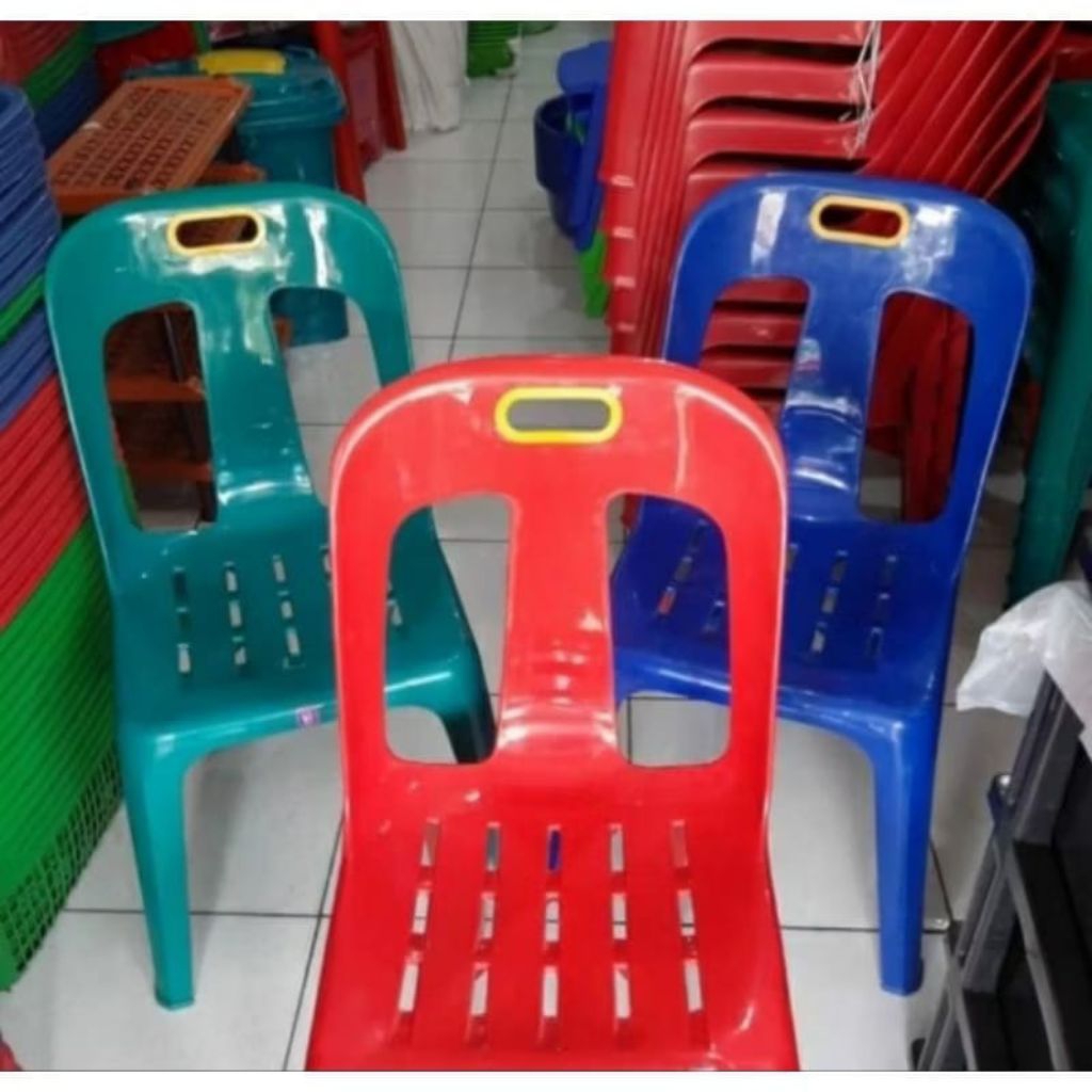 KURSI MAKAN TWINPAN 0388 / KURSI PLASTIK SENDER / KURSI TERAS PESTA DAN CAFE