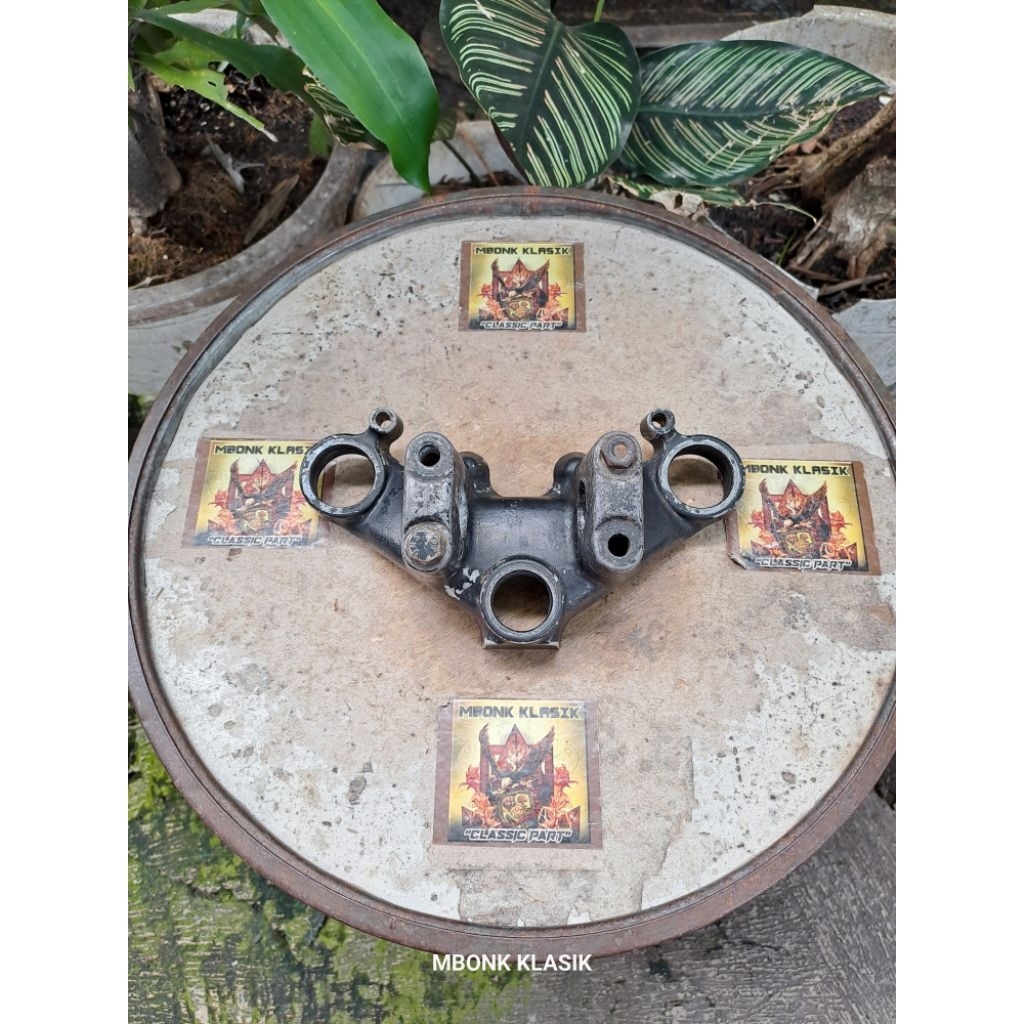 segitiga atas kawasaki binter gto kh110 ORIGINAL segitiga atas binter gto kh 110 segitiga atas gto k