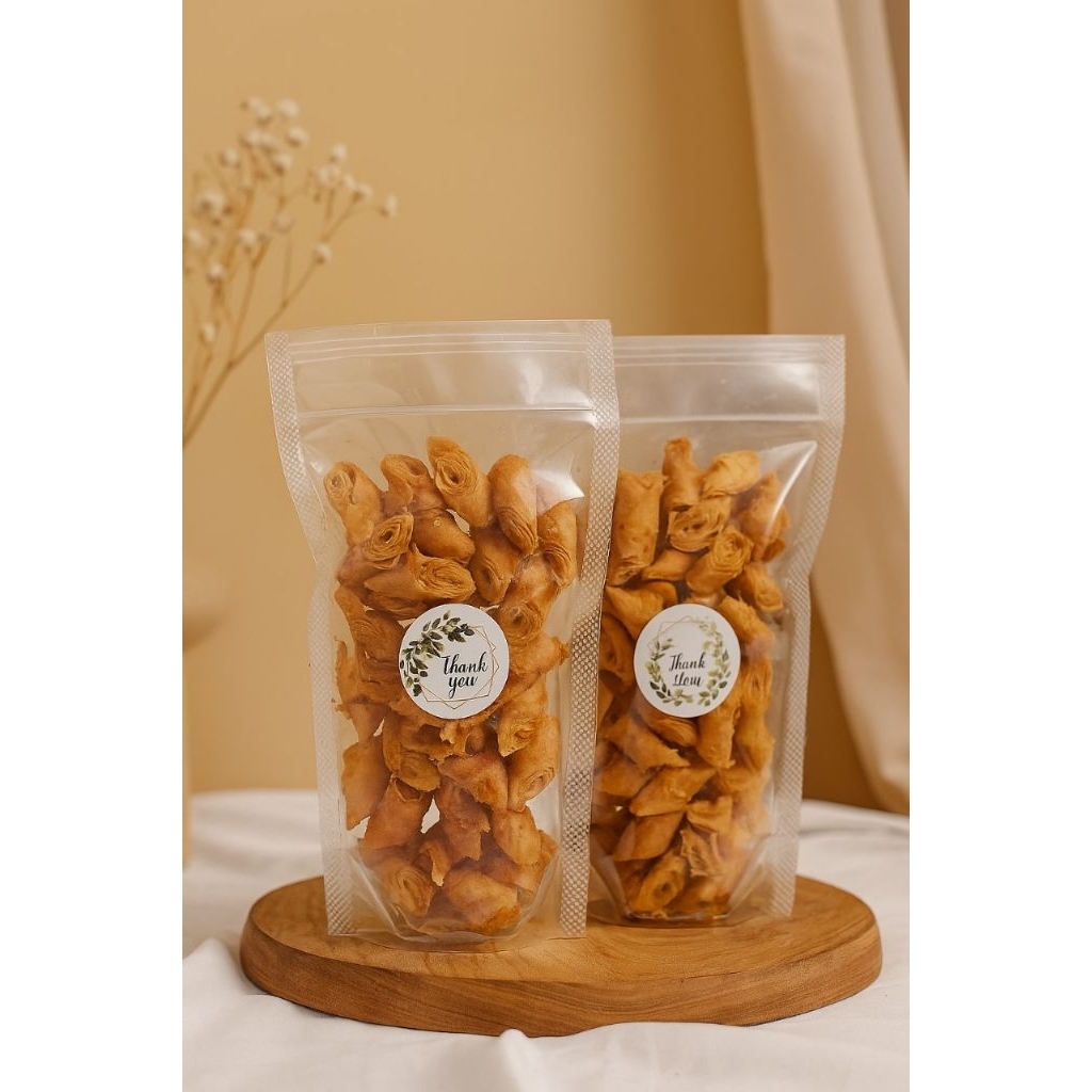 lumpia kering super renyah rasa cokelat, pedas vulcano, original garlic/50 gr