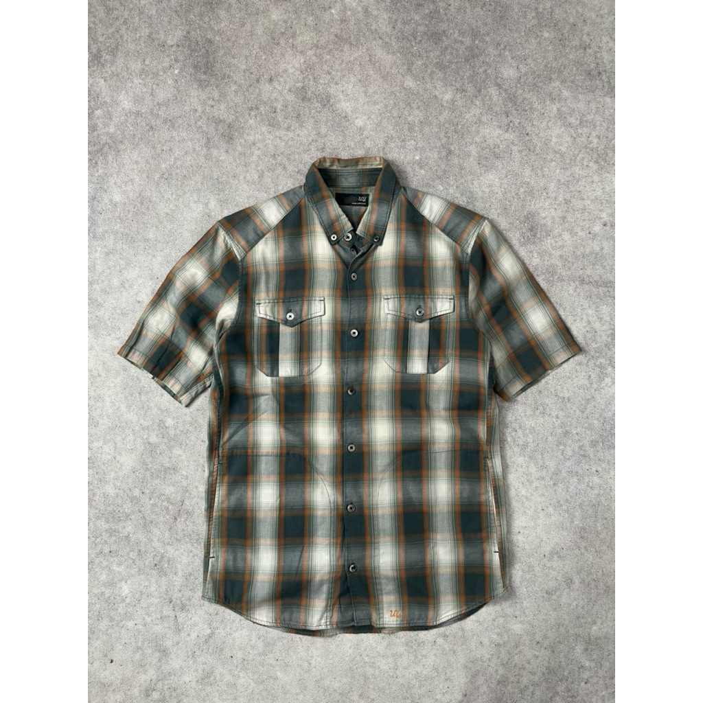 UNIQLO x UNDERCOVER shirt