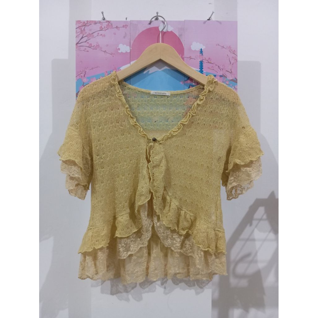 axes femme lace outer cardigan