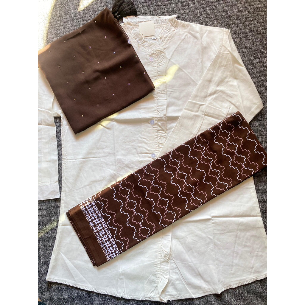 ONE SET SANTRI PUTRI / SARUNG BATIK CAP & ATASAN POLOS / SIAP PAKAI / (baju+sarung+hijab) / SAHARA B