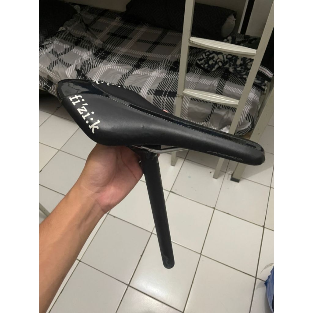 Saddle Fizik Arione Acm