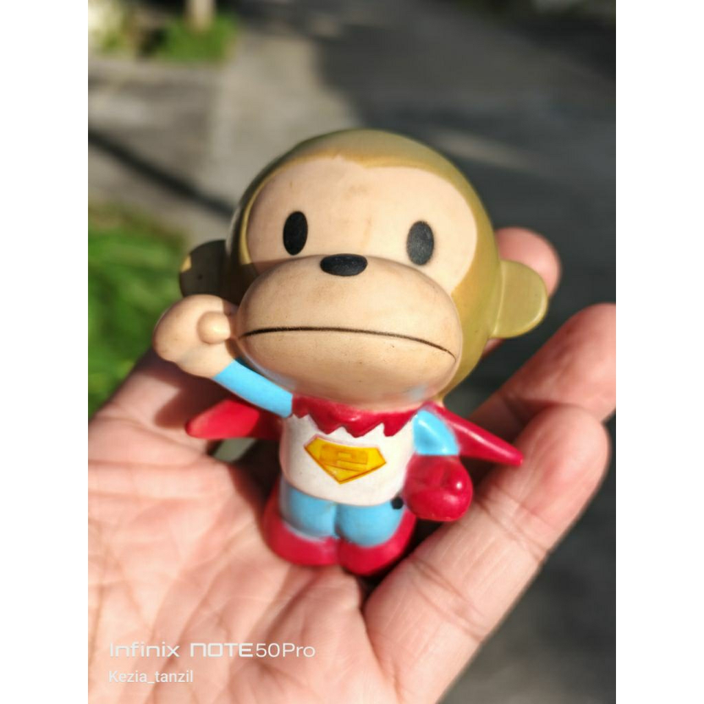 ACTION FIGURE FIGURE MONYET JUBAH MERAH RED MONKEY SUPERHERO SUPER HERO SUPERMAN SUPERMEN SUPER MAN 