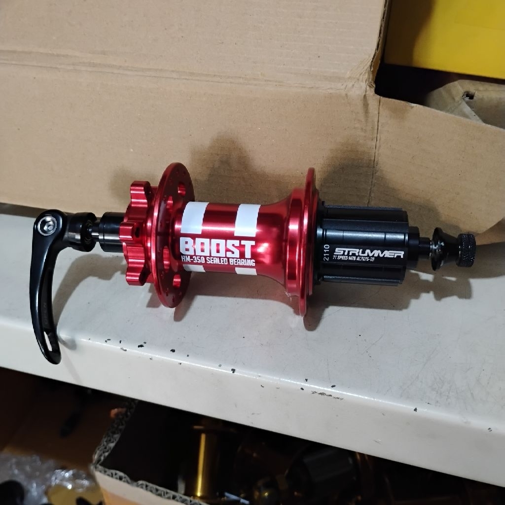 Hub Belakang Freehub Strummer 141mm 142mm QR Boost